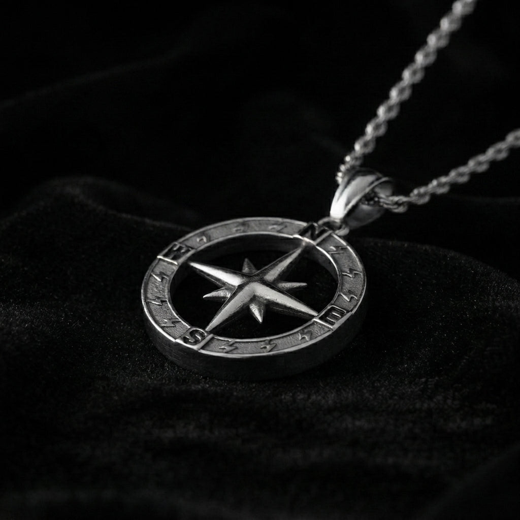 Colar Bússola Compass Nico Verona