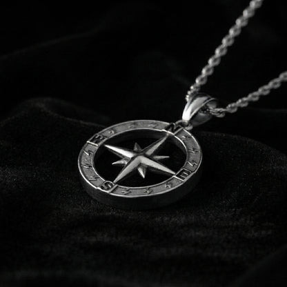 Colar Bússola Compass Nico Verona
